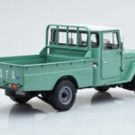 Toyota Land Cruiser 40 4x4 Pickup Zaļš Kyosho 1:18 - image 4 of 8