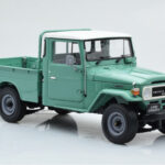 Toyota Land Cruiser 40 4x4 Pickup Zaļš Kyosho 1:18 - image 6 of 8
