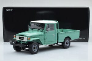 Toyota Land Cruiser 40 4x4 Pickup Zaļš Kyosho 1:18 08958FG Metāls — attēls 8 no 8