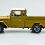 Toyota Land Cruiser 40 4x4 Pickup Olīvzaļš Kyosho 1:18 - image 5 of 8