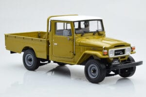 Toyota Land Cruiser 40 4x4 Pickup Olīvzaļš Kyosho 1:18 08958K Metāls — attēls 6 no 8
