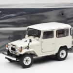 Toyota Land Cruiser FJ40 Van Balts Kyosho 1:18 - image 8 of 8