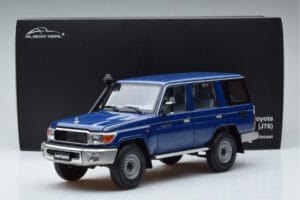 Toyota Land Cruiser J76 Zils Almost Real 1:18 870101 Metāls — attēls 7 no 7