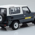 Toyota Land Cruiser LJ73 Pelēks Otto 1:18 - image 2 of 6