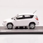 Toyota RAV4 XA30 Balts Minichamps 1:43