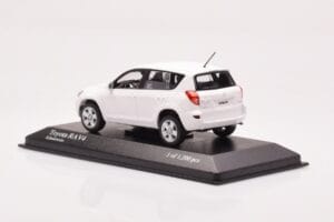 Toyota RAV4 XA30 Balts Minichamps 1:43 400166571 Metāls — attēls 3 no 4