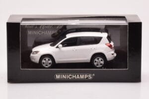 Toyota RAV4 XA30 Balts Minichamps 1:43 400166571 Metāls — attēls 4 no 4
