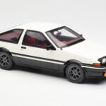 Toyota Sprinter Trueno AE86 Balts Otto 1:18 - image 4 of 6