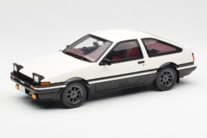Toyota Sprinter Trueno AE86 Balts Otto 1:18