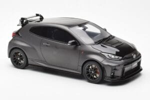 Toyota GR Yaris Circuit Package Melns Otto 1:18 OT1046 Metāls — attēls 4 no 6