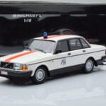 Volvo 240 GL Policija Beļģija Minichamps 1:18 - image 6 of 6