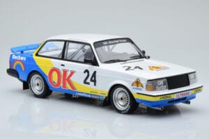 Volvo 240 Turbo Beckers #24 P.G. Andersson Nurburgring 1985 IXO 1:18 18RMC105A Metāls — attēls 4 no 6