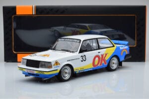 Volvo 240 Turbo Beckers #33 Andersson / Petersson / Linder ETCC Zolder 1985 IXO 1:18 18RMC105B Metāls — attēls 6 no 6