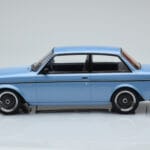 Volvo 240 Turbo Gaiši Zils IXO 1:18 - image 3 of 6