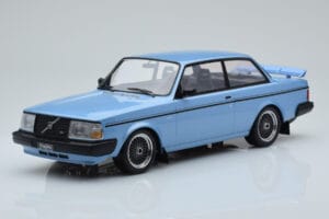 Volvo 240 Turbo Gaiši Zils IXO 1:18