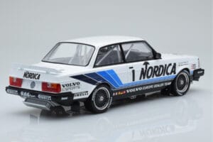 Volvo 240 Turbo Nordica #1 J. Cecotto / A. Olafsson ETCC Brno 1986 IXO 1:18 18RMC087 Metāls — attēls 2 no 6