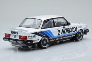 Volvo 240 Turbo Nordica #2 U. Granberg / T. Lindstrom ETCC Brno 1986 IXO 1:18 18RMC088 Metāls — attēls 2 no 6