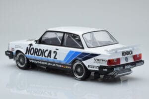 Volvo 240 Turbo Nordica #2 U. Granberg / T. Lindstrom ETCC Brno 1986 IXO 1:18 18RMC088 Metāls — attēls 5 no 6