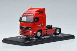 Volvo FH12 Sarkans IXO 1:43 TR123