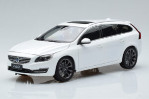 Volvo V60 D3 Crystal Balts FAW 1:18
