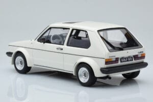 Volkswagen Golf GTI Mk1 ABT Balts Otto 1:18 OT1014 Sveķi — attēls 5 no 6