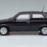 Volkswagen Golf GTI Mk2 Fire and Ice Violets Norev 1:18 - image 4 of 7