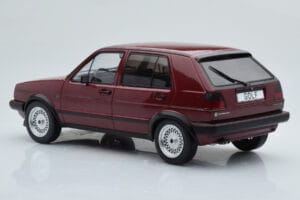 Volkswagen Golf GTI Mk2 Sarkans MCG 1:18 MCG18391 Metāls — attēls 5 no 6