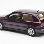 Volkswagen Golf Mk3 VR6 Syncro Tumši Violets Perlamutra Otto 1:18 - image 5 of 6