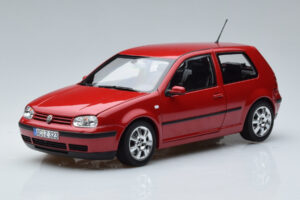 Volkswagen Golf Mk4 Sarkans Norev 1:18