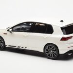 Volkswagen Golf GTI Mk8 Clubsport Balts Otto 1:18 - image 5 of 6