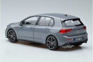 Volkswagen Golf GTI Mk8 Norev 1:18 188590 Metāls — attēls 6 no 7