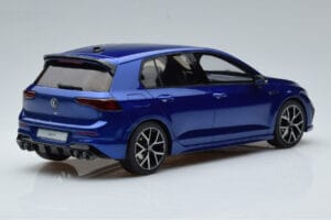 Volkswagen Golf Mk8 R Zils Otto 1:18 OT413 Sveķi — attēls 2 no 6