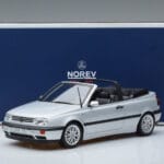 Volkswagen Golf Mk3 Kabriolets Sudrabs Norev 1:18 188468 Metāls - image 6 of 6