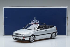 Volkswagen Golf Mk3 Kabriolets Sudrabs Norev 1:18 188468 Metāls — attēls 6 no 6