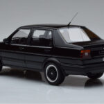 Volkswagen Jetta Mk2 Melns Otto 1:18 - image 5 of 6