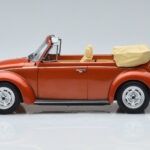 Volkswagen Beetle 1303 Kabriolets Oranžs Norev 1:18 - image 3 of 6
