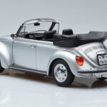 Volkswagen Beetle 1303 Kabriolets Sudrabs Norev 1:18 - image 5 of 6