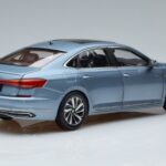 Volkswagen Passat B8 Zils FAW 1:18 ZVF000003A Metāls - image 3 of 7