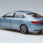 Volkswagen Passat B8 Zils FAW 1:18 ZVF000003A Metāls - image 6 of 7