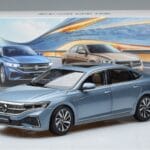 Volkswagen Passat B8 Zils FAW 1:18 ZVF000003A Metāls - image 7 of 7