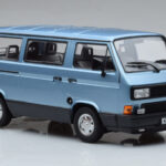 Volkswagen T3 Multivan Zils Norev 1:18 - image 4 of 6