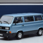 Volkswagen T3 Multivan Zils Norev 1:18 - image 6 of 6