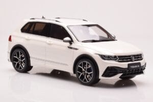 Volkswagen Tiguan R Balts Otto 1:18 OT1001 Sveķi — attēls 4 no 6
