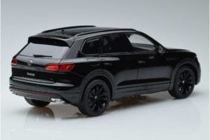 Volkswagen Touareg CR Melns FAW 1:18 LTC761021BLA Metāls — attēls 3 no 7