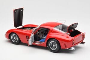 Ferrari 250 GTO #22 24 Hours of Le Mans 1962 Kyosho 1:18 08432B Metāls — attēls 5 no 8