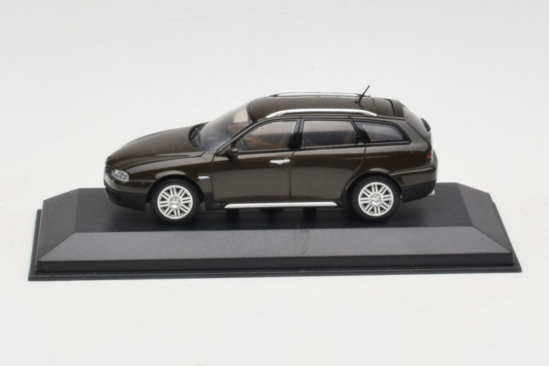 Alfa Romeo 159 Brooklands Green Minichamps 1:43 400120411 Metāls