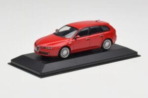 Alfa Romeo 159 Sportwagon Alfa Sarkans Minichamps 1:43 400120511 Metāls — attēls 2 no 4