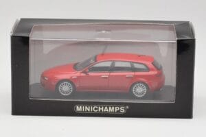Alfa Romeo 159 Sportwagon Alfa Sarkans Minichamps 1:43 400120511 Metāls — attēls 4 no 4