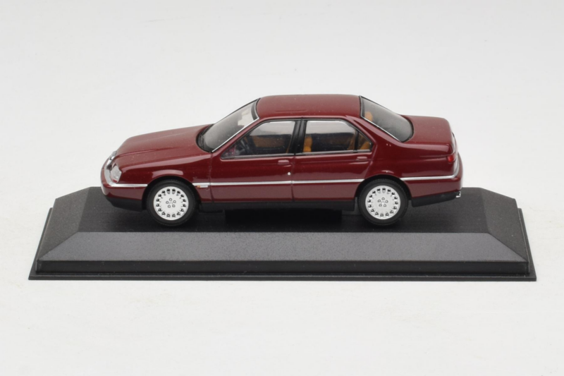 Alfa Romeo 164 3.0 Super V6 Tumšsarkans Minichamps 1:43 436120700 Metāls