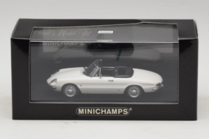 Alfa Romeo 1750 Spider Veloce Balts Minichamps 1:43 400120530 Metāls — attēls 4 no 4